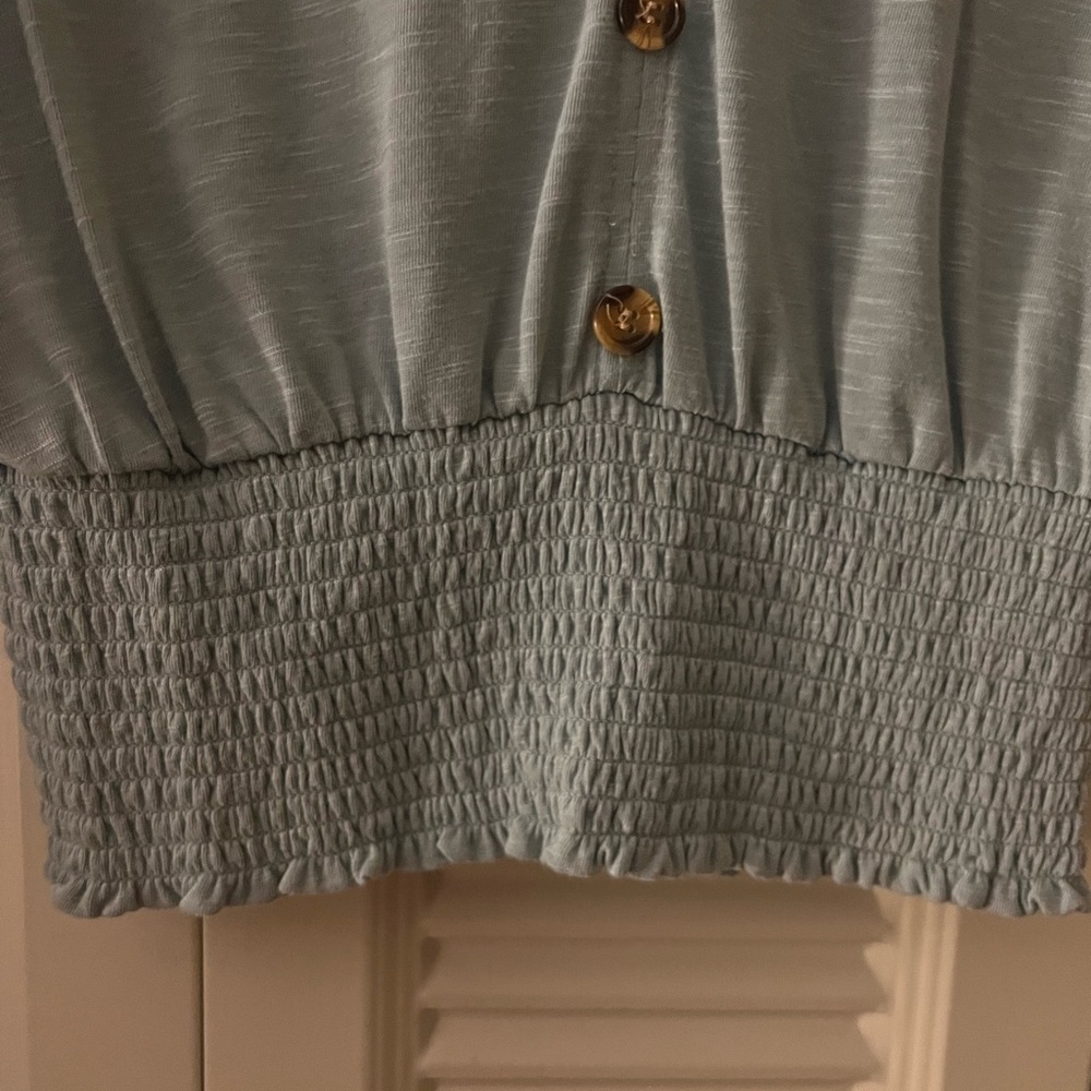 Almost Famous Top With Buttons - Picture 3 of 4